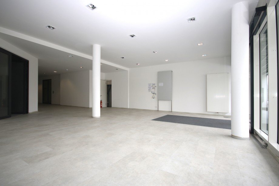 gemeinsamer Eingang B�rofl�che Kaufbeuren