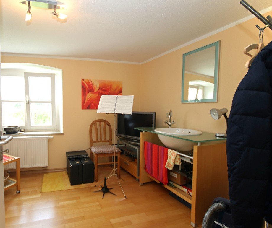 Zimmer 1 Obergeschoss Doppelhaush�lfte Ottobeuren