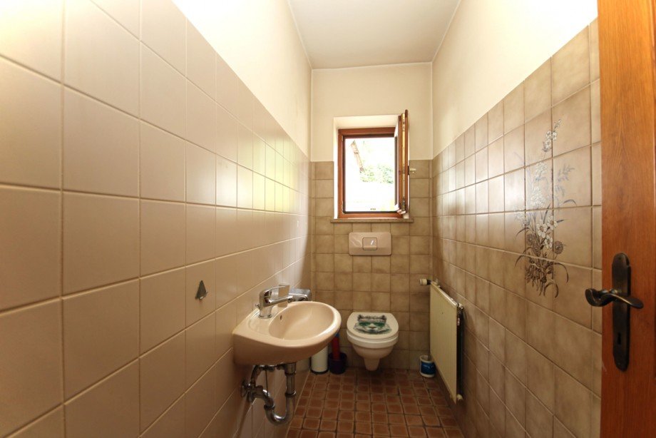 G�ste WC Obergeschoss Zweifamilienhaus Osterzell