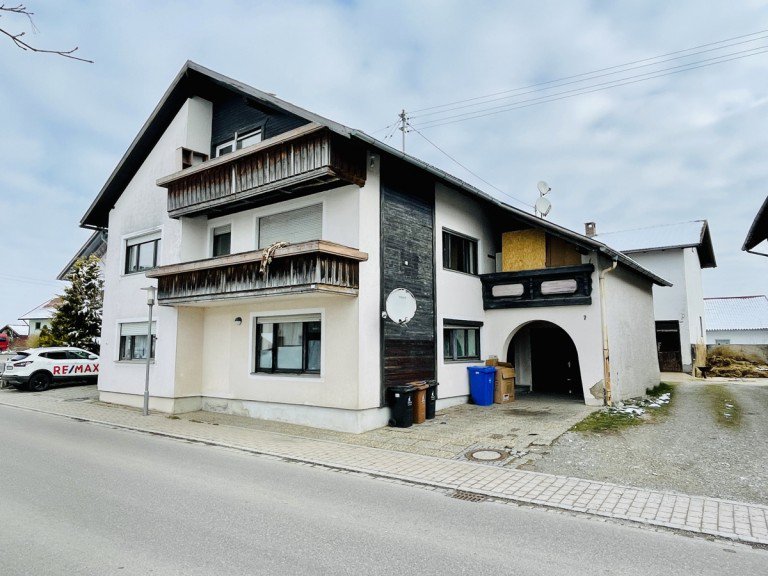 Mehrfamilienhaus Marktoberdorf - Leuterschach Mehrfamilienhaus 3- Familienhaus mit spitzen Rendite!