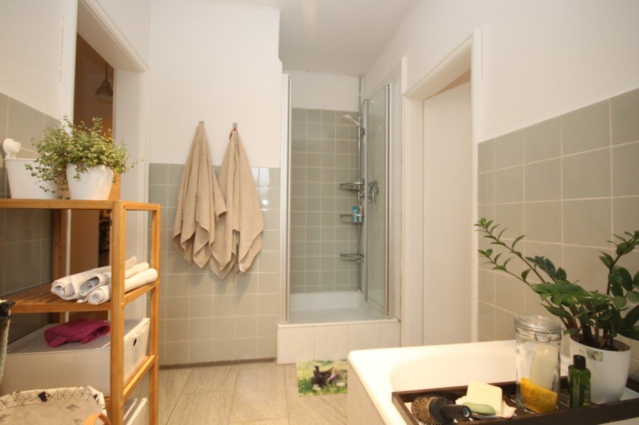 Bad - 2 Zi. Mehrfamilienhaus Kaufbeuren