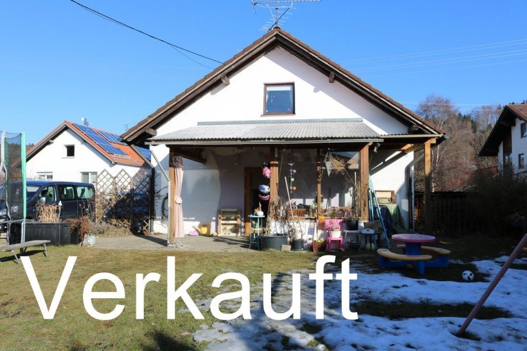 verkauft Osterzell - Oberzell bei Osterzell Einfamilienhaus Bereits verkauft - Nettes H�uschen auf dem Land mit tollem Grundst�ck