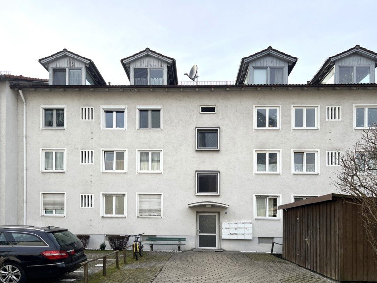 Eingangsseite Buchloe - Buchloe Etagenwohnung 2 Zimmer-Eigentumswohnung mit Westbalkon
