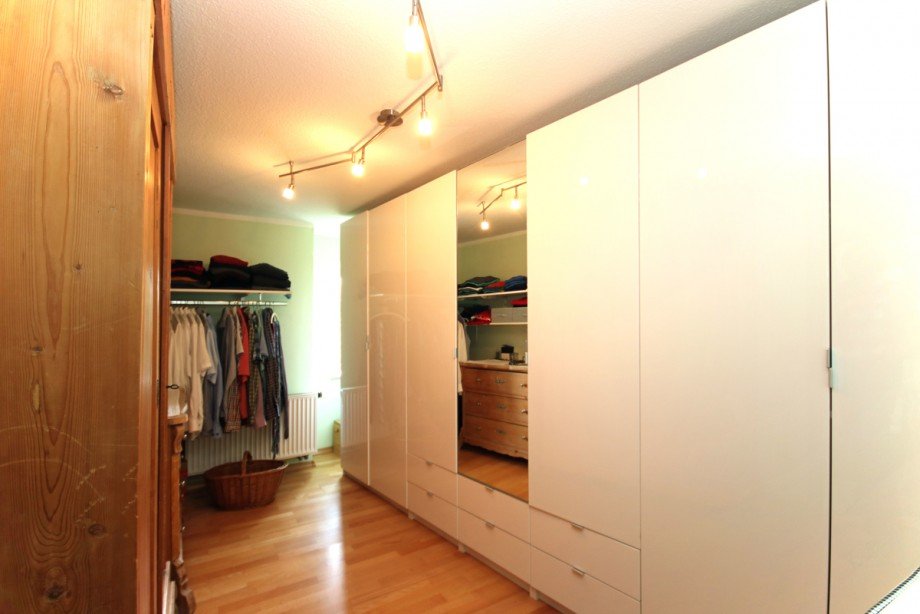 Zimmer 4 Obergeschoss Doppelhaush�lfte Ottobeuren