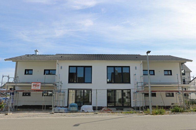 Wohnanlage Mauerstetten - Mauerstetten Etagenwohnung Erstbezug: 3 Zimmerwohnung mit Balkon und Garage