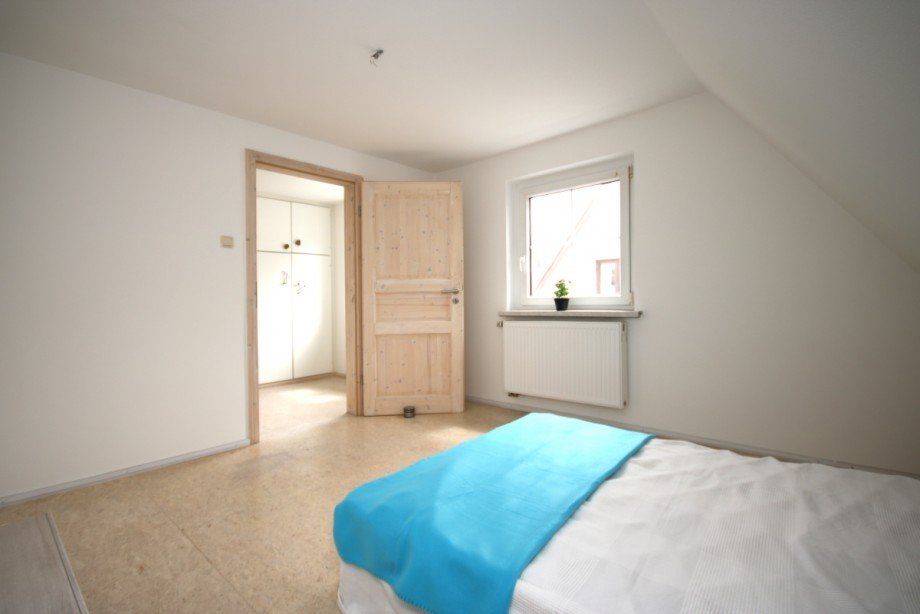 Schlafzimmer Doppelhaush�lfte Kaufbeuren
