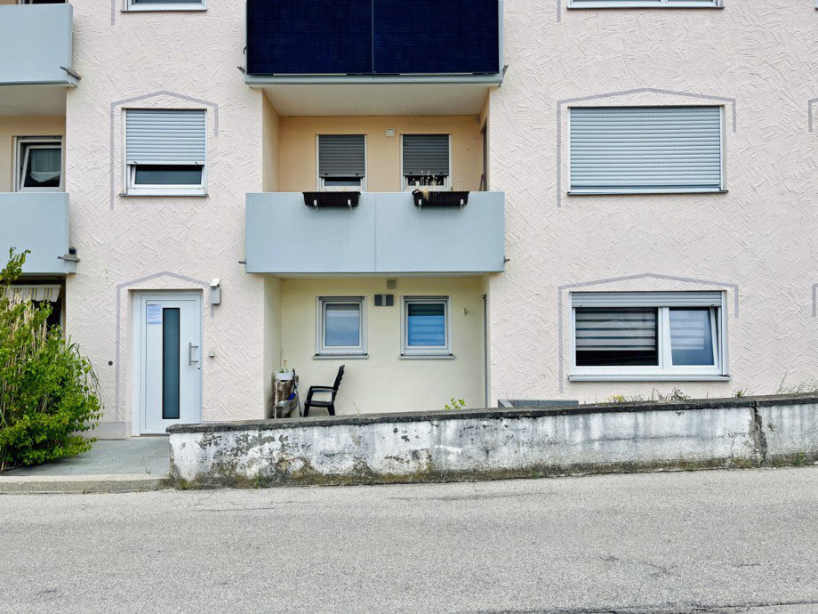 Wohnanlage Souterrainwohnung Germaringen