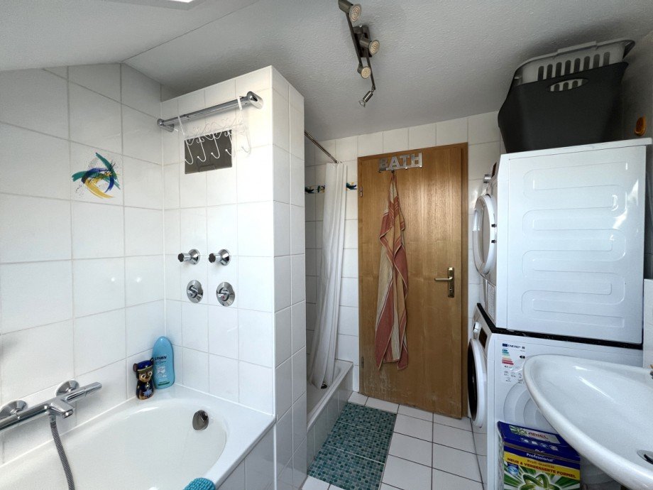 Wanne + Dusche Dachgeschosswohnung Kaufbeuren