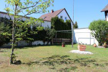 Garten Doppelhaush�lfte mit Garage