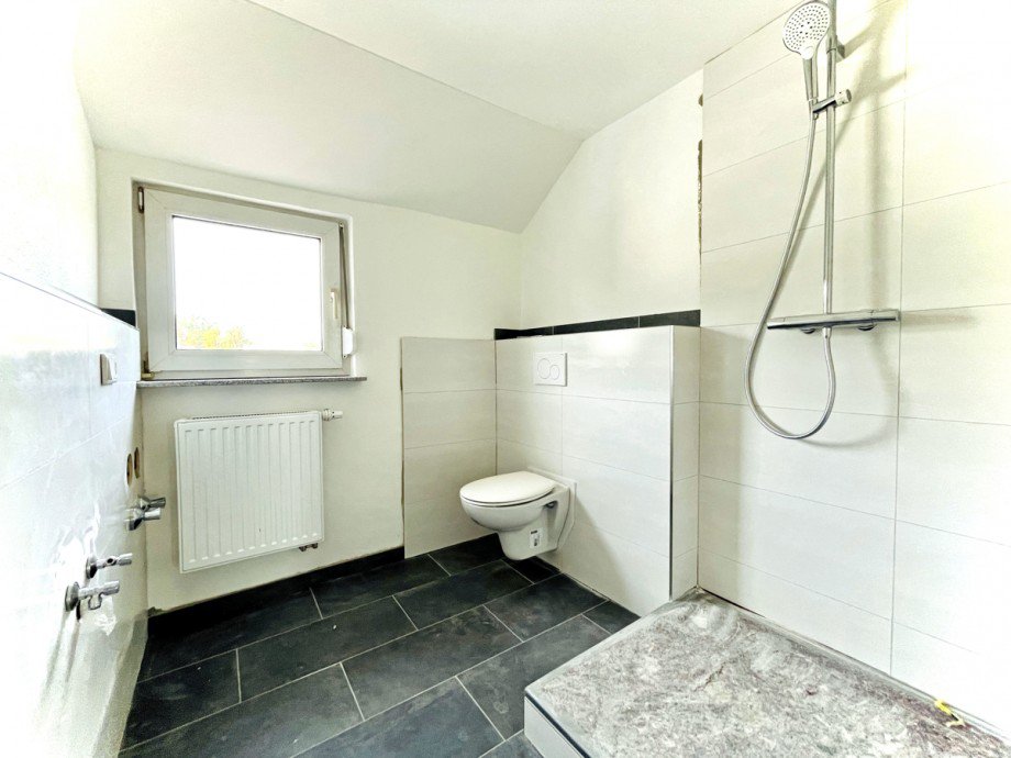 Duschbad Dachgeschosswohnung Kaufbeuren