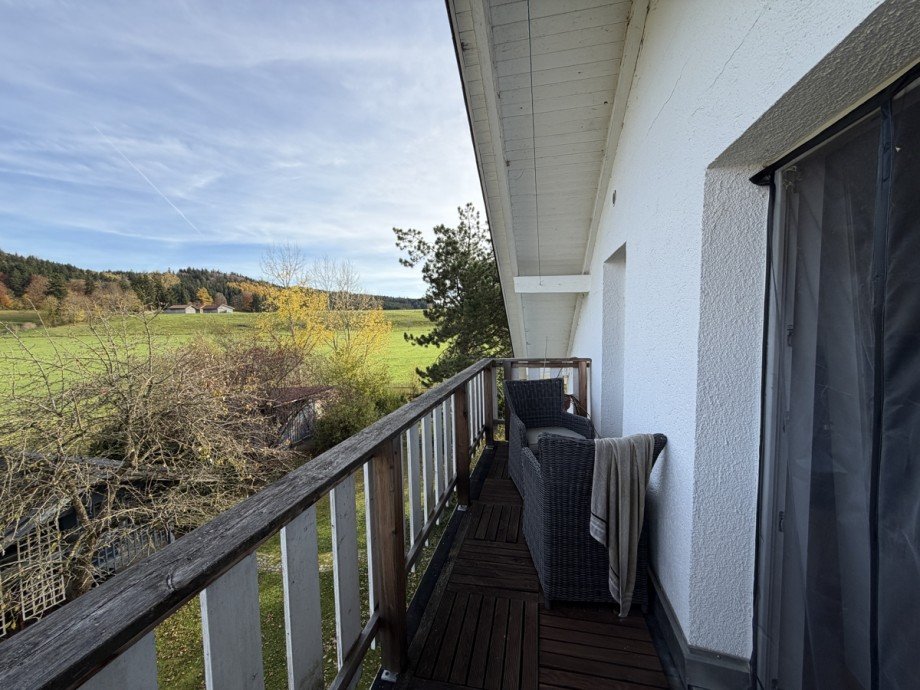 Balkon DG Doppelhaush�lfte Osterzell