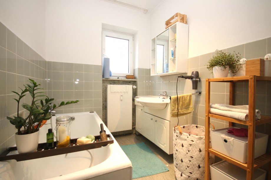 Bad - 2 Zi. Mehrfamilienhaus Kaufbeuren