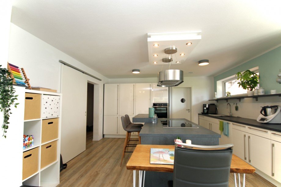 Blick in die K�che Zweifamilienhaus St�tten am Auerberg
