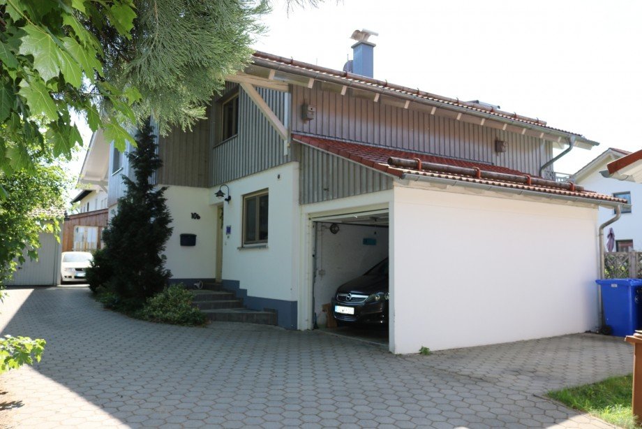 Garage Doppelhaush�lfte Germaringen