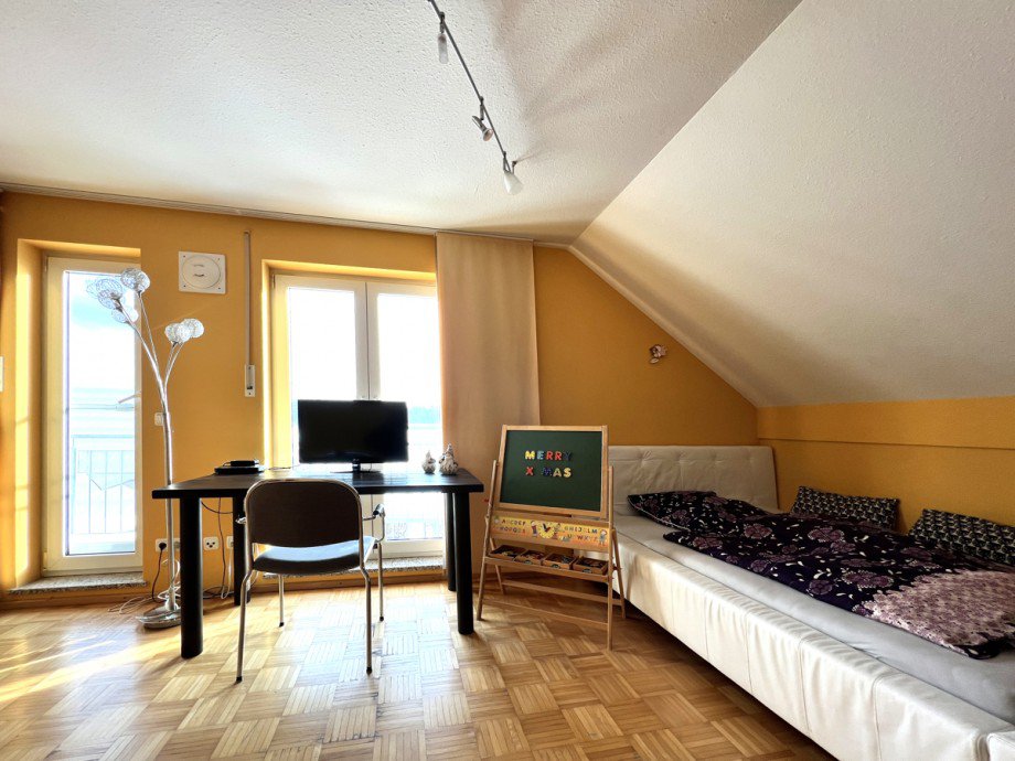 Kind 2 Doppelhaush�lfte Pforzen
