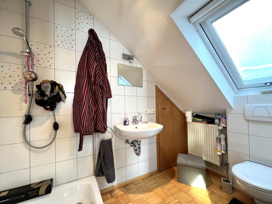 Dusche/WC DG Doppelhaush�lfte Pforzen