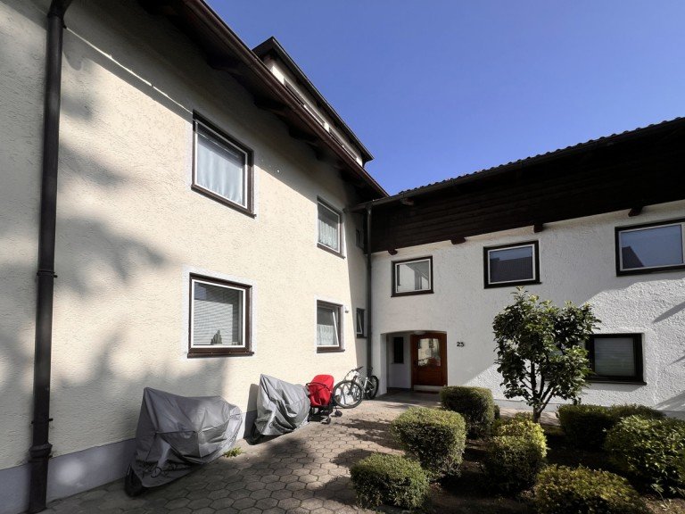 Eingang Marktoberdorf - Marktoberdorf Etagenwohnung 3 Zimmer-Mietwohnung im Zentrum