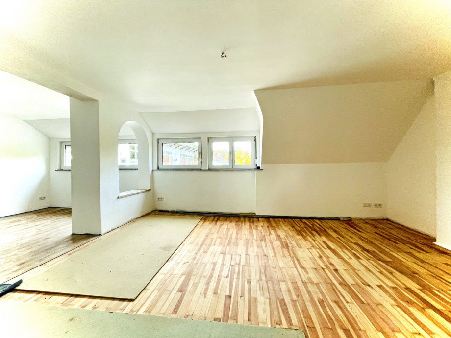 Wohnen / Essen Dachgeschosswohnung Kaufbeuren