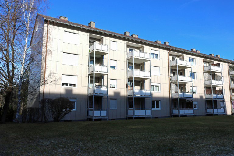 Wohnanlage Kaufbeuren - Kaufbeuren Etagenwohnung Renovierte 3- Zimmerwohnung mit XXL-Balkon