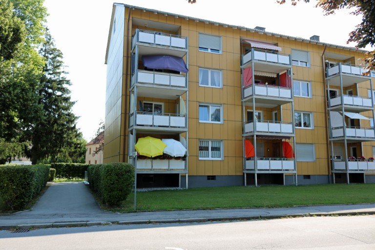 Ansicht West Kaufbeuren - Kaufbeuren Etagenwohnung Renovierte 3- Zimmerwohnung mit XXL-Balkon
