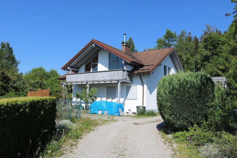 Zufahrt Kaufbeuren - Kaufbeuren Einfamilienhaus Einfamilienhaus: Freistehend und Tip-Top renoviert