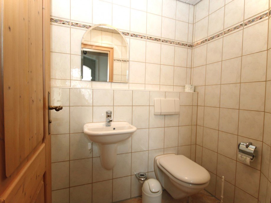 G�ste WC Doppelhaush�lfte Kaufbeuren